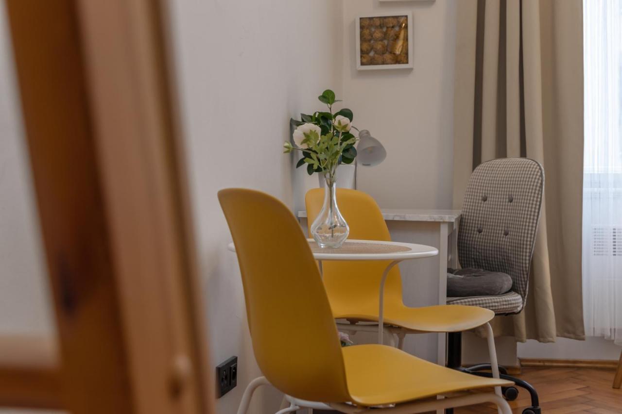 Awesome Stay Studios براغ المظهر الخارجي الصورة
