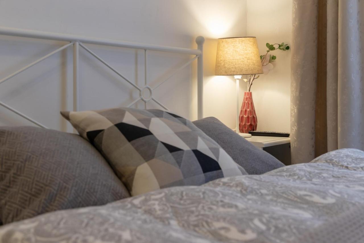 Awesome Stay Studios براغ المظهر الخارجي الصورة