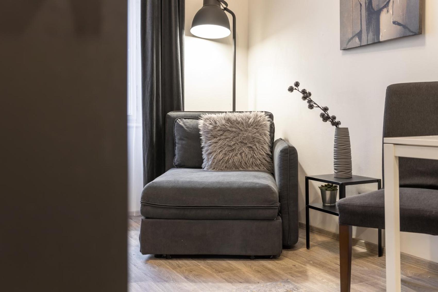 Awesome Stay Studios براغ المظهر الخارجي الصورة